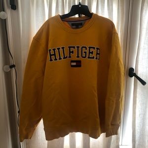 Unisex vintage Tommy Hilfiger crew neck